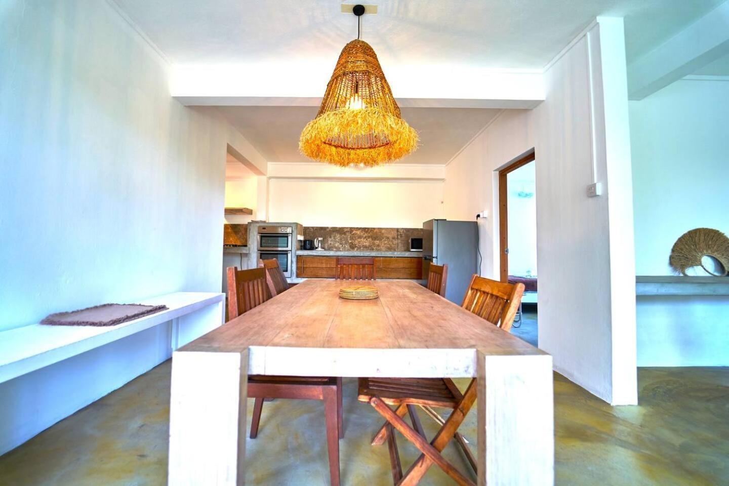 Loukaz -Entire Rental Units W Panoramic Rooftop Coteau Raffin Exterior foto